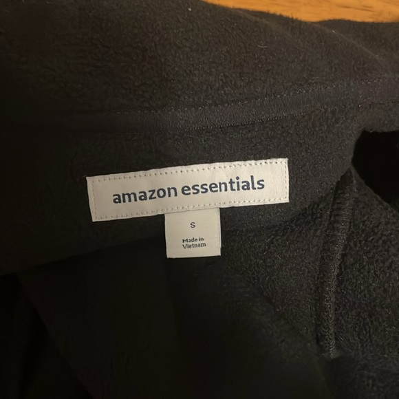 Amazon Essentials Black Fleece Zip Up Jacket Women’s Small - Picture 9 of 16